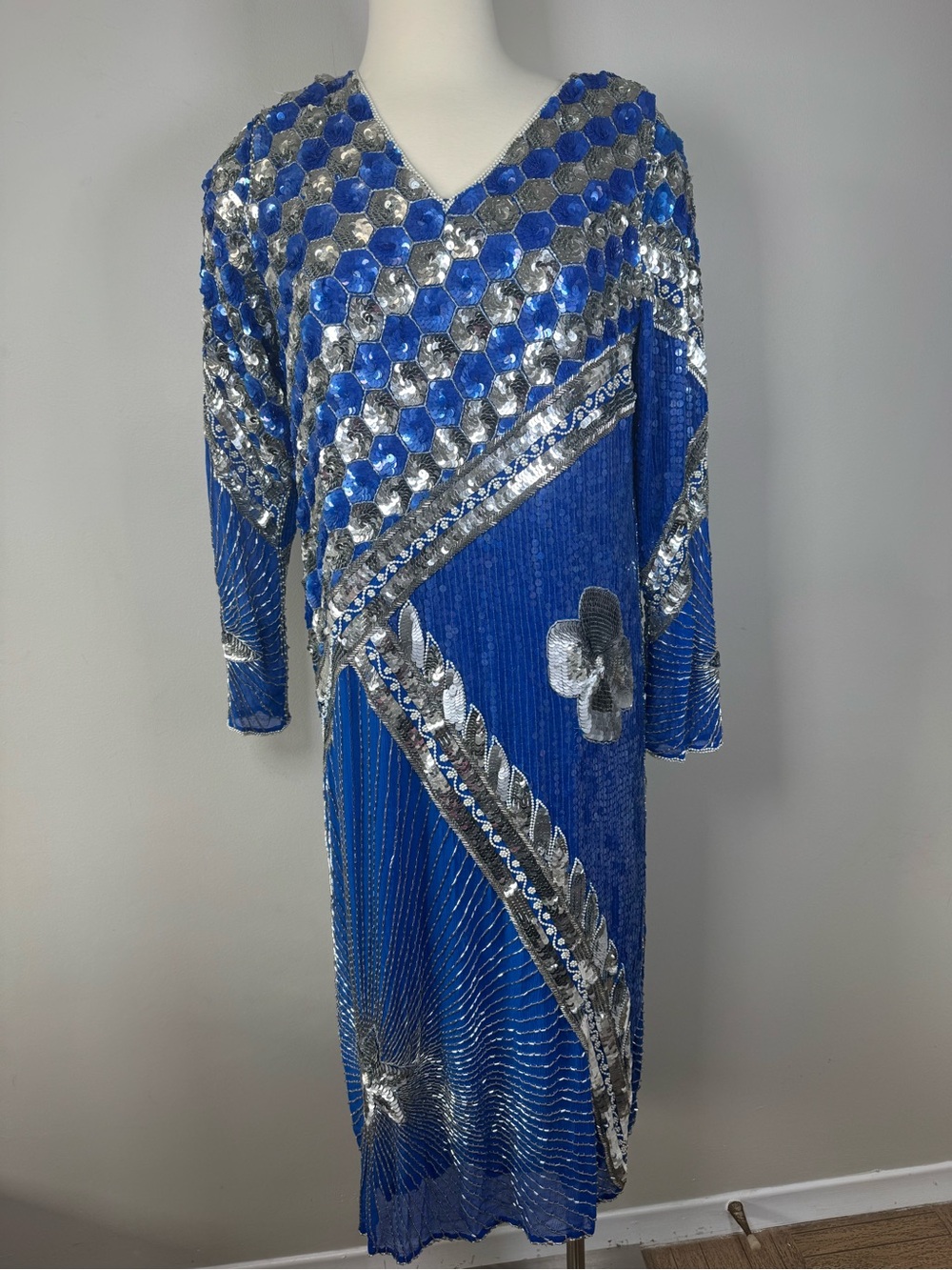Vintage 100% Silk Blue Sequin V-Neck Party Dress with Silver Accents